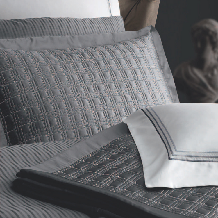 Valeron Linea | Luxury Bedding