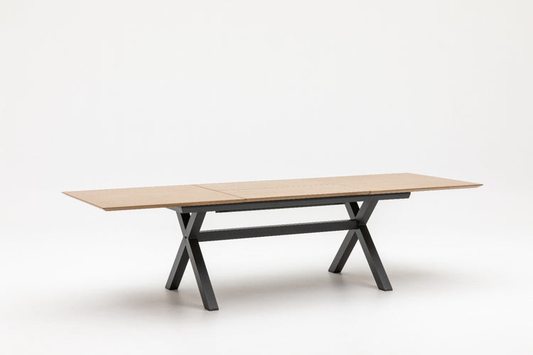 Montreal Extandable Dining Table