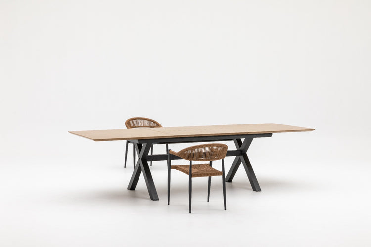 Montreal Extandable Dining Table