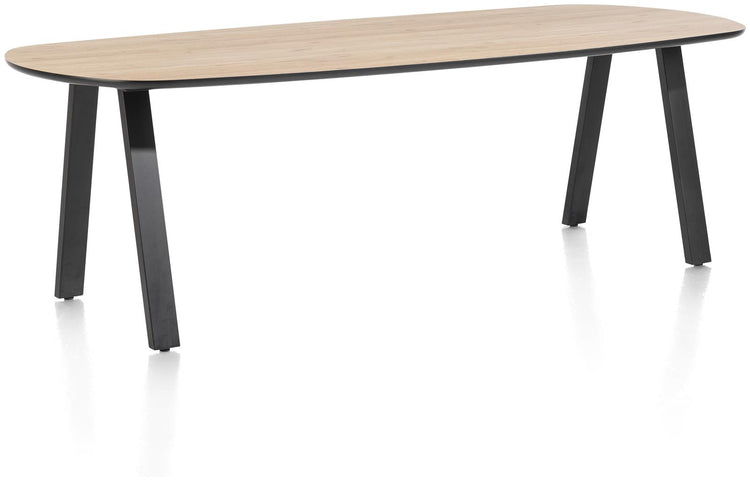Kenia Dining Table